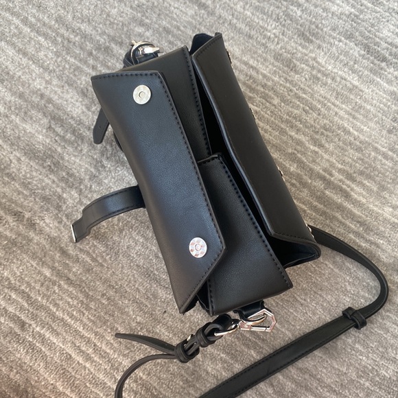 TOPSHOP Bertie Embellished Boxy Crossbody - Picture 5 of 5